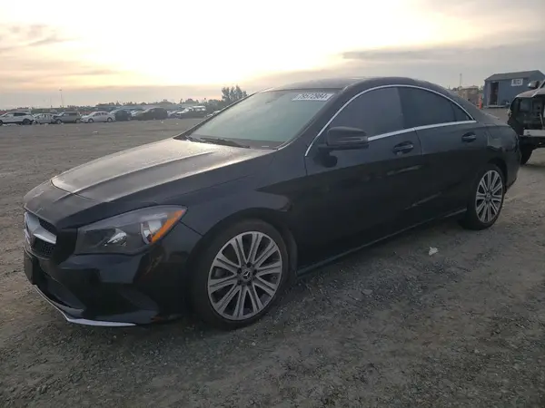 WDDSJ4EB7JN566058 2018 MERCEDES-BENZ CLA-KLASSE - Image 1