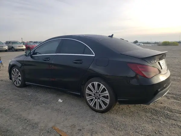WDDSJ4EB7JN566058 2018 MERCEDES-BENZ CLA-KLASSE - Image 2