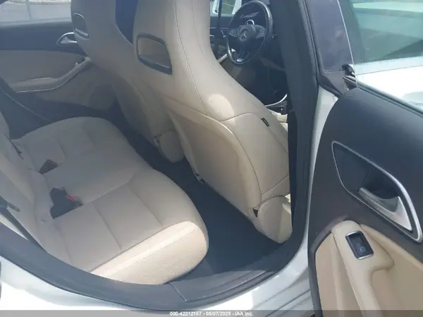 WDDSJ4EB7JN677290 2018 MERCEDES-BENZ CLA-KLASSE - Image 8