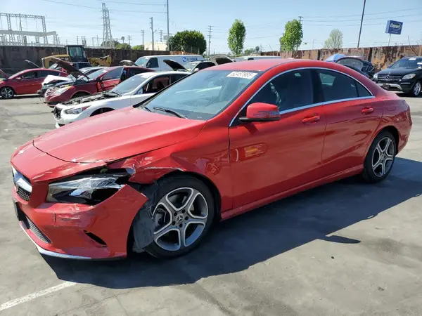 WDDSJ4EB7KN725677 2019 MERCEDES-BENZ CLA-KLASSE - Image 1