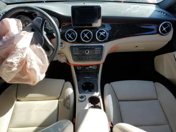WDDSJ4EB8GN365696 2016 MERCEDES-BENZ CLA-KLASSE - Image 8