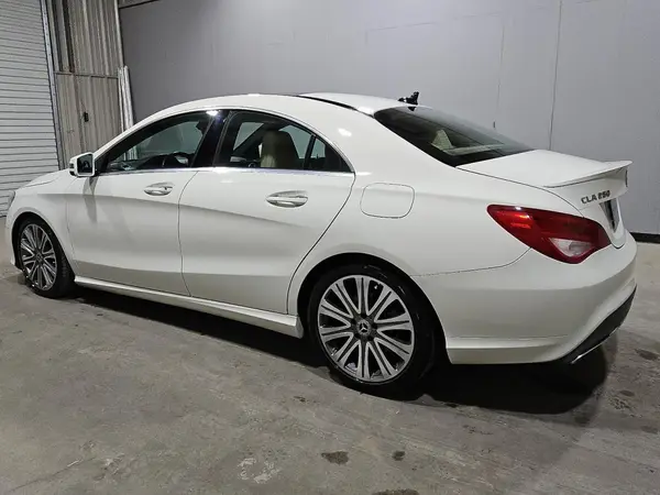 WDDSJ4EB8JN550130 2018 MERCEDES-BENZ CLA-KLASSE - Image 2