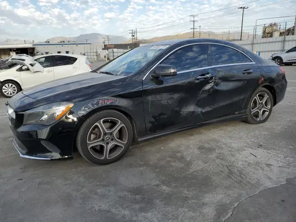WDDSJ4EB8JN567770 2018 MERCEDES-BENZ CLA-KLASSE - Image 1