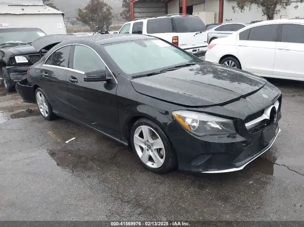 WDDSJ4EB8JN613078 2018 MERCEDES-BENZ CLA-KLASSE - Image 1