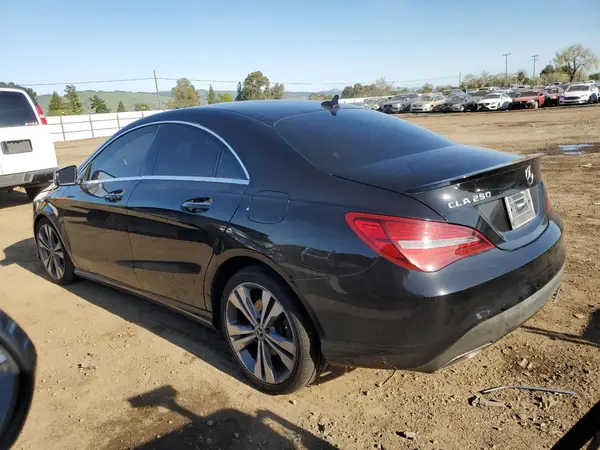 WDDSJ4EB8JN633444 2018 MERCEDES-BENZ CLA-KLASSE - Image 2