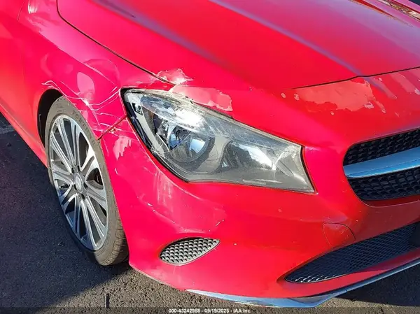 2017 MERCEDES-BENZ CLA-KLASSE auction photo 6