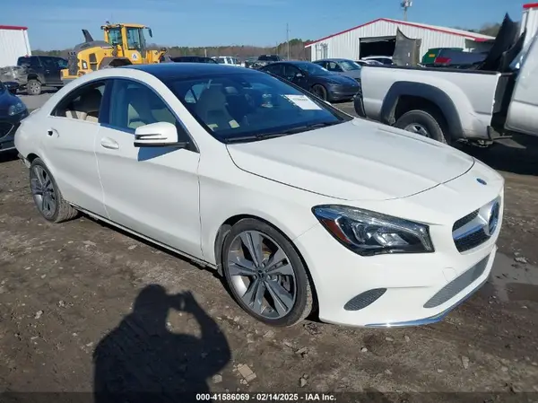 WDDSJ4EB9JN556115 2018 MERCEDES-BENZ CLA-KLASSE - Image 1