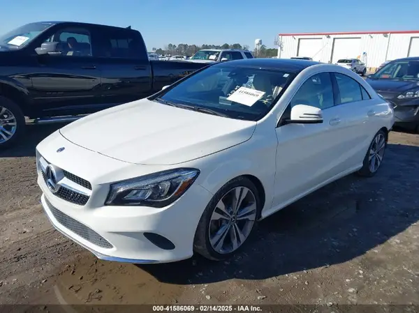 WDDSJ4EB9JN556115 2018 MERCEDES-BENZ CLA-KLASSE - Image 2