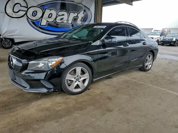 WDDSJ4EB9JN560620 2018 MERCEDES-BENZ CLA-KLASSE - Image 1