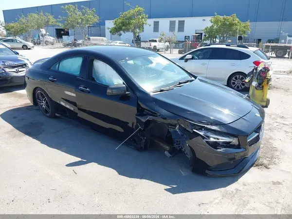WDDSJ4EB9JN576493 2018 MERCEDES-BENZ CLA-KLASSE - Image 1