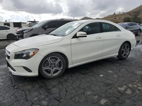 WDDSJ4EB9JN591611 2018 MERCEDES-BENZ CLA-KLASSE - Image 1