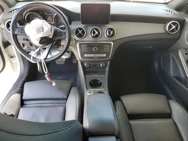 WDDSJ4EB9JN608441 2018 MERCEDES-BENZ CLA-KLASSE - Image 8