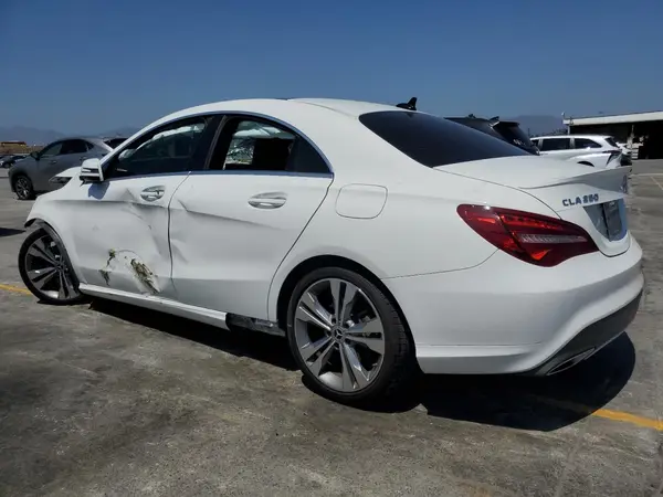 WDDSJ4EB9JN635123 2018 MERCEDES-BENZ CLA-KLASSE - Image 2