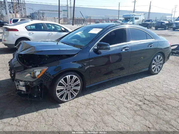WDDSJ4EB9JN663715 2018 MERCEDES-BENZ CLA-KLASSE - Image 2