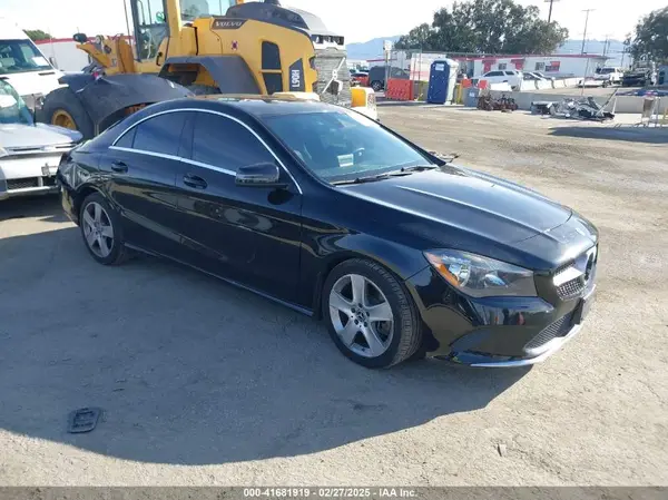 WDDSJ4EB9KN700800 2019 MERCEDES-BENZ CLA-KLASSE - Image 1