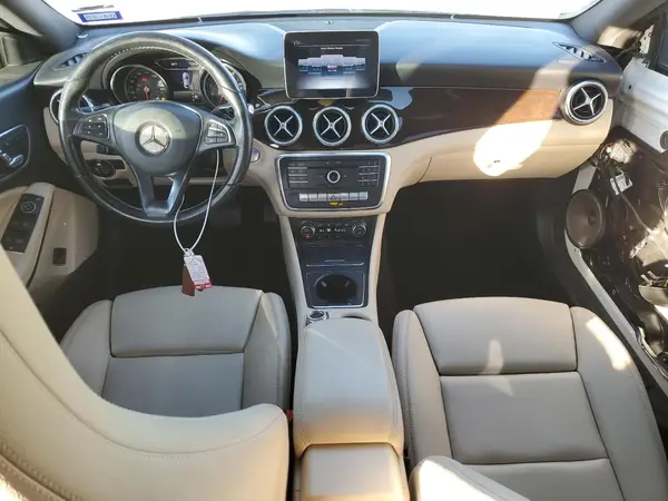 WDDSJ4EB9KN749138 2019 MERCEDES-BENZ CLA-KLASSE - Image 8