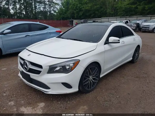 WDDSJ4GB0JN693988 2018 MERCEDES-BENZ CLA-KLASSE - Image 2