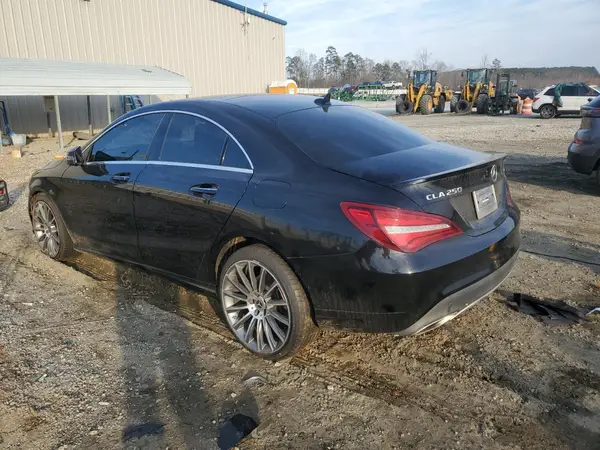WDDSJ4GB0KN770439 2019 MERCEDES-BENZ CLA-KLASSE - Image 2