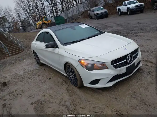 WDDSJ4GB1GN342175 2016 MERCEDES-BENZ CLA-KLASSE - Image 1