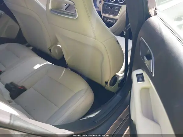 WDDSJ4GB1GN348171 2016 MERCEDES-BENZ CLA-KLASSE - Image 8