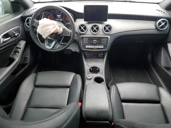WDDSJ4GB1JN657629 2018 MERCEDES-BENZ CLA-KLASSE - Image 8