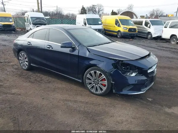WDDSJ4GB3JN538819 2018 MERCEDES-BENZ CLA-KLASSE