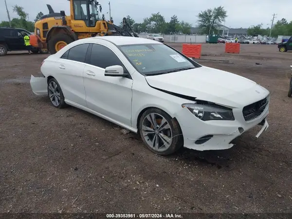 WDDSJ4GB4HN401480 2017 MERCEDES-BENZ CLA-KLASSE - Image 1