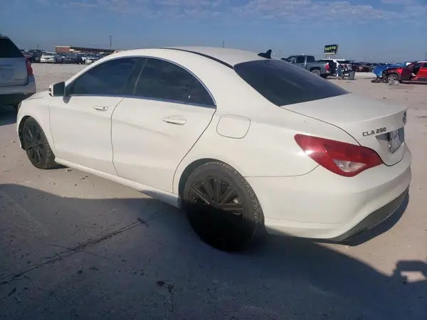 WDDSJ4GB4JN502413 2018 MERCEDES-BENZ CLA-KLASSE - Image 2