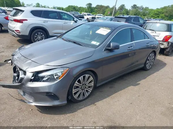 WDDSJ4GB4JN571361 2018 MERCEDES-BENZ CLA-KLASSE - Image 2