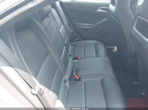 WDDSJ4GB4JN571361 2018 MERCEDES-BENZ CLA-KLASSE - Image 8