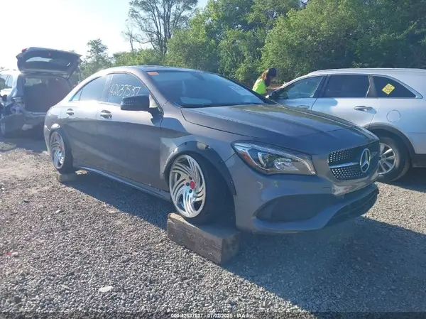 WDDSJ4GB5HN436285 2017 MERCEDES-BENZ CLA-KLASSE - Image 1