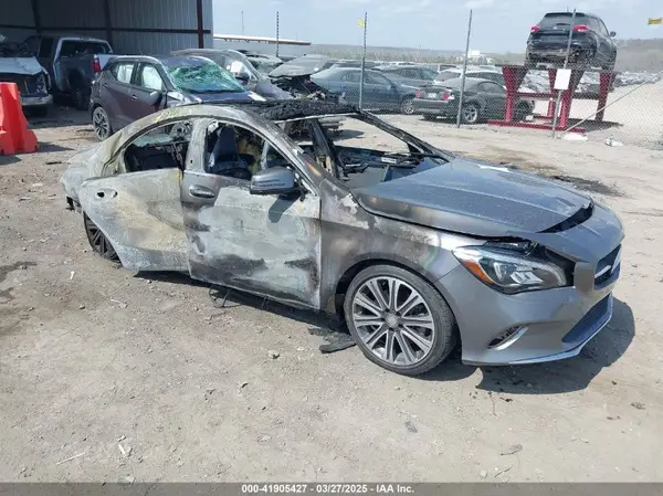 WDDSJ4GB5JN516966 2018 MERCEDES-BENZ CLA-KLASSE - Image 1