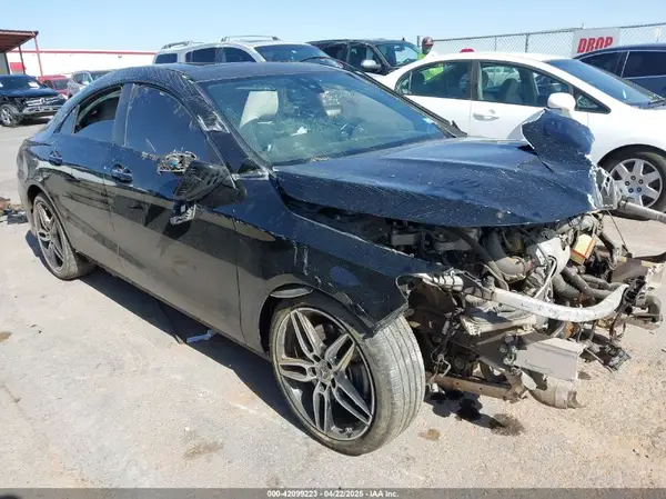 WDDSJ4GB7JN570298 2018 MERCEDES-BENZ CLA-KLASSE - Image 1