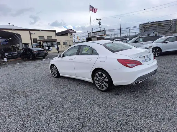 WDDSJ4GB7KN727152 2019 MERCEDES-BENZ CLA-KLASSE - Image 2