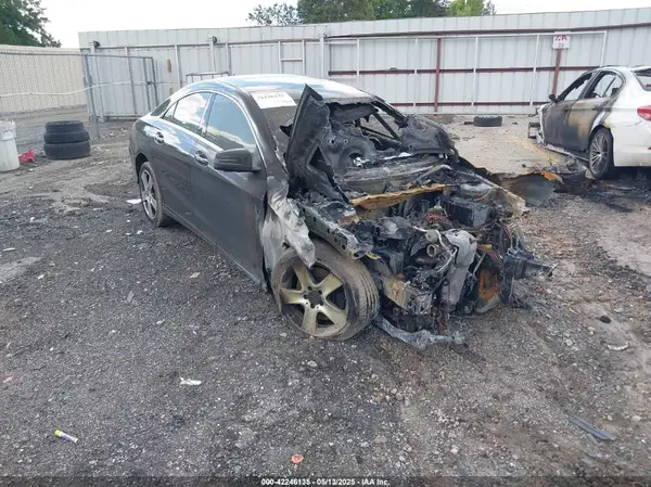WDDSJ4GB8HN466218 2017 MERCEDES-BENZ CLA-KLASSE - Image 1