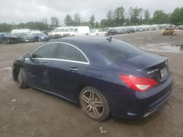 WDDSJ4GB8JN583027 2018 MERCEDES-BENZ CLA-KLASSE - Image 2