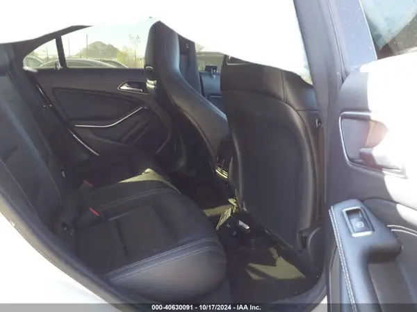 WDDSJ4GB8KN723658 2019 MERCEDES-BENZ CLA-KLASSE - Image 8