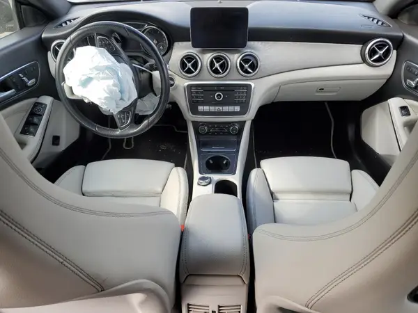 WDDSJ4GB8KN727600 2019 MERCEDES-BENZ CLA-KLASSE - Image 8