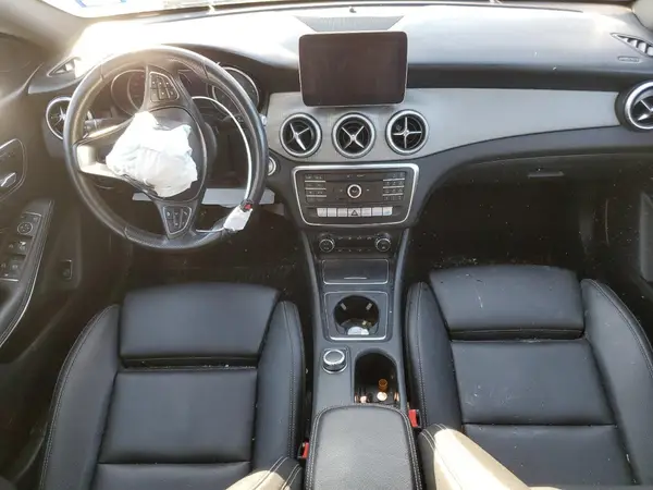 WDDSJ4GB8KN744137 2019 MERCEDES-BENZ CLA-KLASSE - Image 8