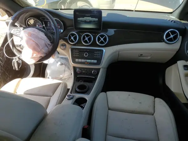 WDDSJ4GB9JN515142 2018 MERCEDES-BENZ CLA-KLASSE - Image 8