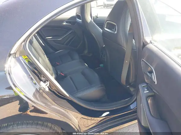 WDDSJ4GB9KN758502 2019 MERCEDES-BENZ CLA-KLASSE - Image 8