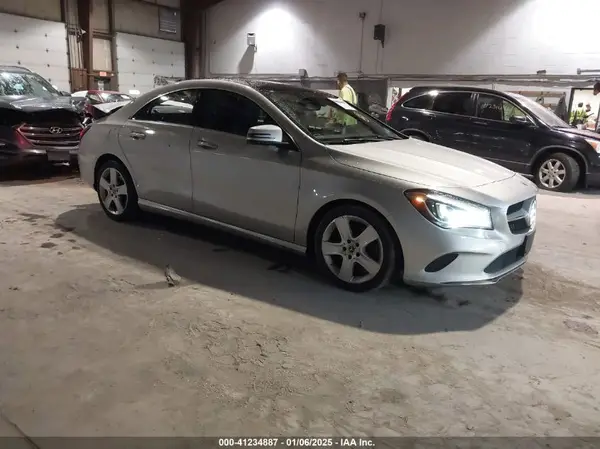 WDDSJ4GBXKN726030 2019 MERCEDES-BENZ CLA-KLASSE - Image 1