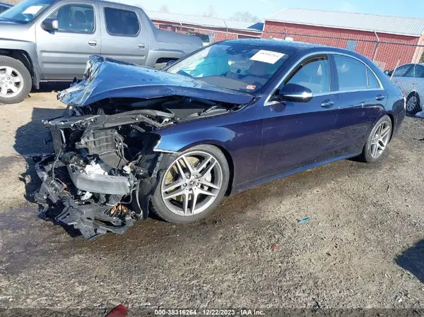 WDDUG8DB4KA423366 2019 MERCEDES-BENZ S-KLASSE - Image 2