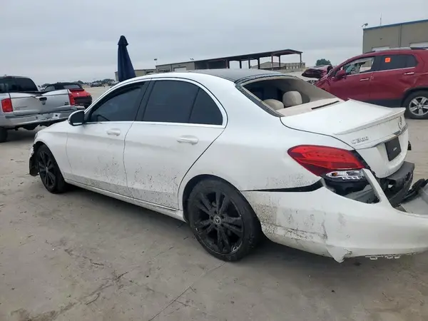 WDDWF4JB0JR327307 2018 MERCEDES-BENZ C-KLASSE - Image 2
