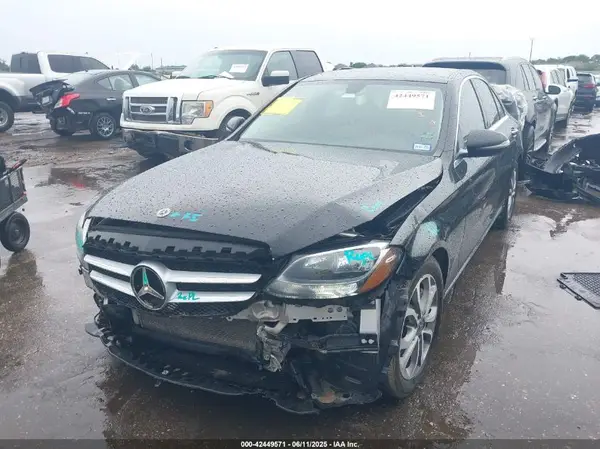 WDDWF4JB0JR391637 2018 MERCEDES-BENZ C-KLASSE - Image 2