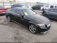 WDDWF4JB1JR352569 2018 MERCEDES-BENZ C-KLASSE