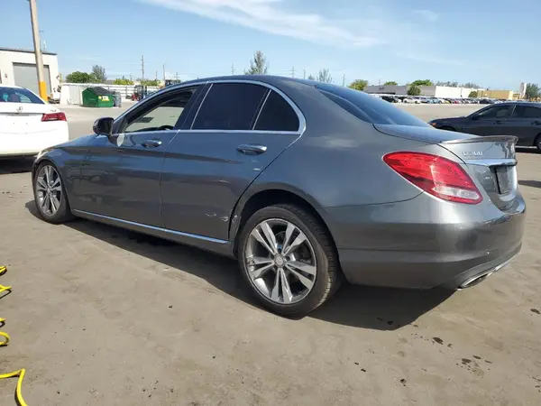 WDDWF4JB2HR248909 2017 MERCEDES-BENZ C-KLASSE - Image 2