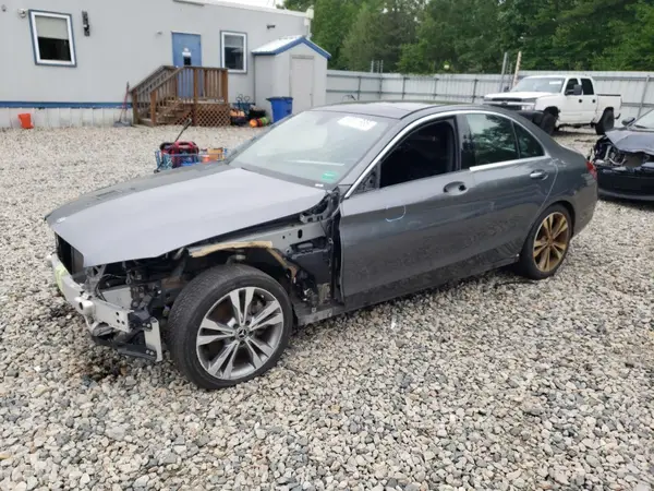 WDDWF4JB2JR330046 2018 MERCEDES-BENZ C-KLASSE - Image 1
