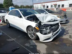 WDDWF4JB3JR327267 2018 MERCEDES-BENZ C-KLASSE