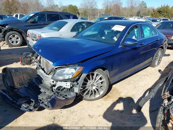 WDDWF4JB4JR386277 2018 MERCEDES-BENZ C-KLASSE - Image 2